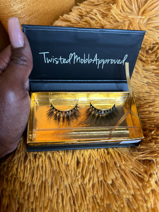 Twisted Lashes